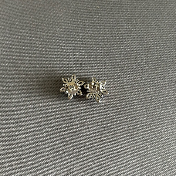 Pandora Snowflakes Earrings Authentic - Picture 4 of 5